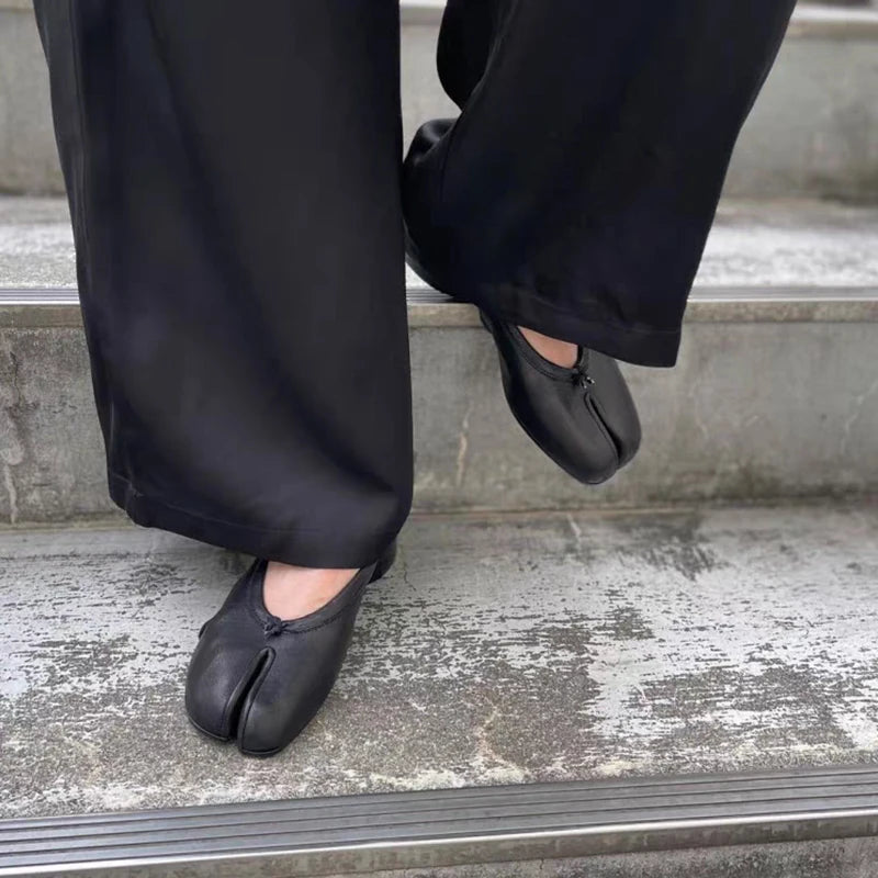 2025 New Women Pumps Fashion Split Toe Shoes Woman Luxury Brand Design Women Caucal Shoes Ins Style Elegant High Heels Female