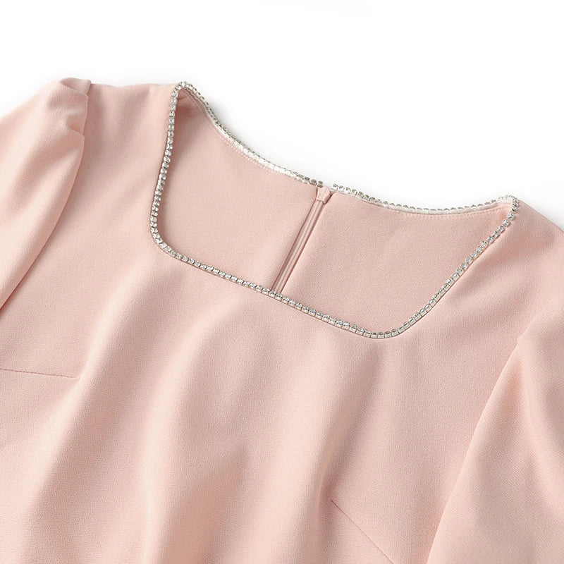 2025 Luxury French Waist Dress Women's Elegant Ruffle Detail Retro Square Neckline Vintage Chic Party & Daily Wear